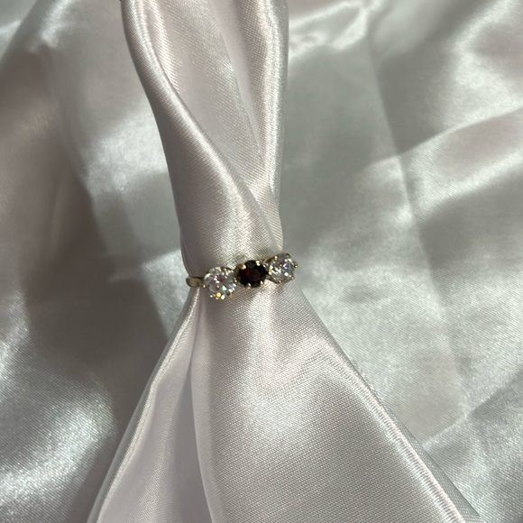Vintage Jewelry - 10k Gold Garnet & Cubic Zirconia Ring